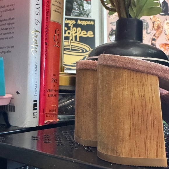 GORGE MAUVE SUEDE BLOCK HEELS. - Picture 3 of 4